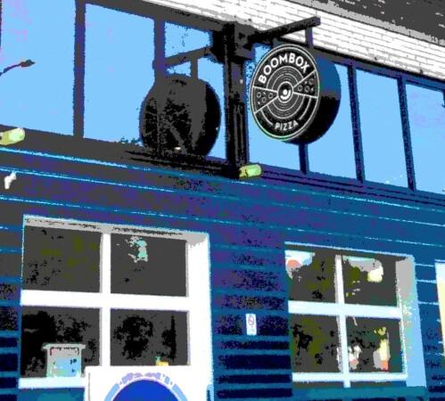 Best Sports Bars in Spokane - Boombox Pizza