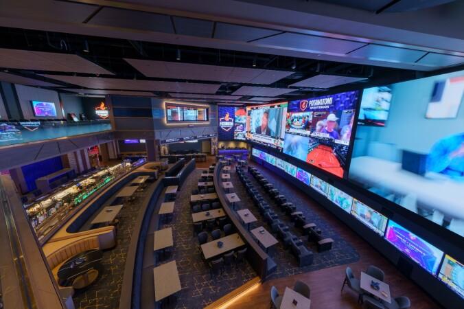 Best Sports Bars in Milwaukee - Potawatomi Sportsbook