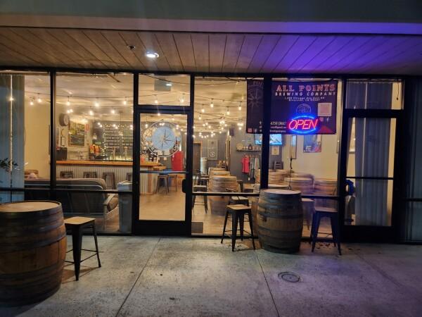 Best Sports Bars in Riverside - All Points Brewing Co.