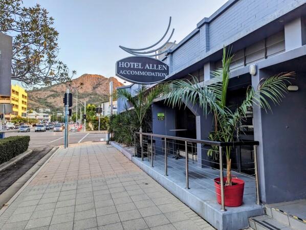 Best Sports Bars in North Ward - Hotel Allen