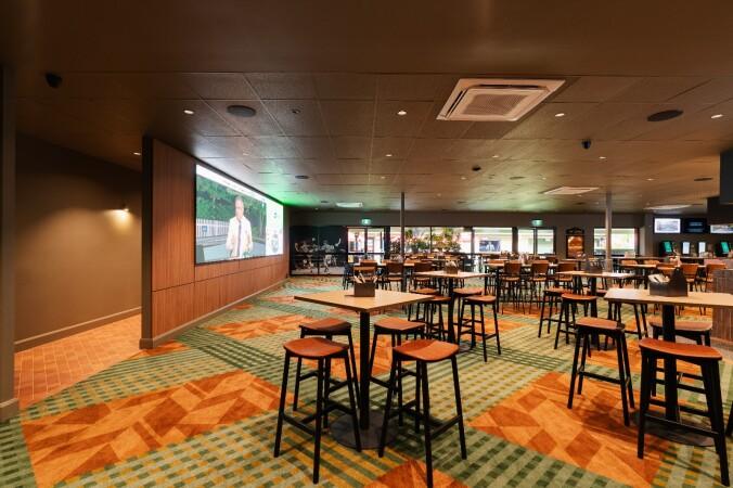 Beste Sportsbars in Mansfield - Mansfield Tavern