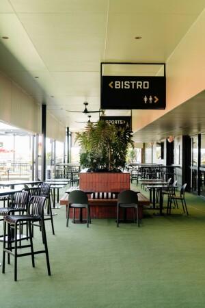 Beste Sportsbars in Mansfield - Mansfield Tavern