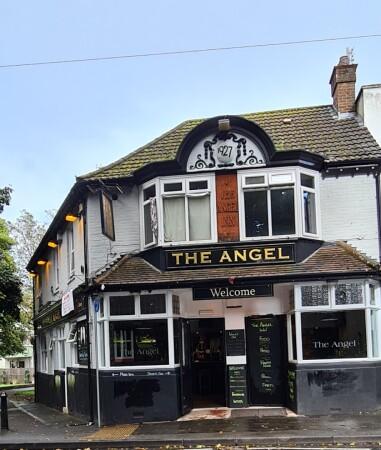 Best Sports Bars in Southampton - Angel Inn