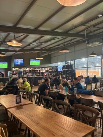 Best Sports Bars in Dardilly - Sports Bar - UrbanSoccer Lyon-Dardilly