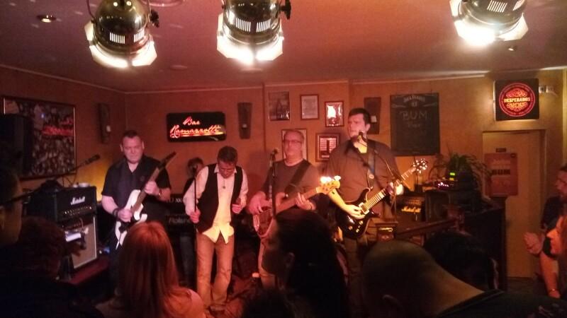 Beste Sportsbars in Hannover - Bistro La Boheme