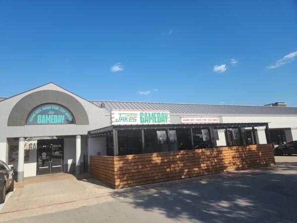Best Sports Bars in Plano - Jakes GameDay @ Plano