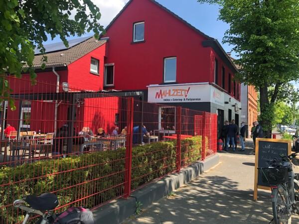 Beste Sportsbars in Duisburg - Mahlzeit