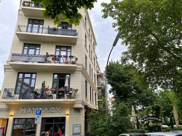 Beste Sportsbars in Hamburg - Restaurant MAYBACH