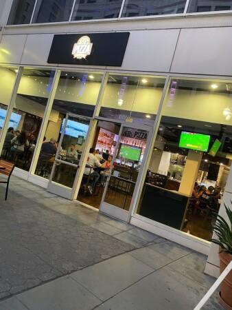 Best Sports Bars in San Jose - Mas Pizza