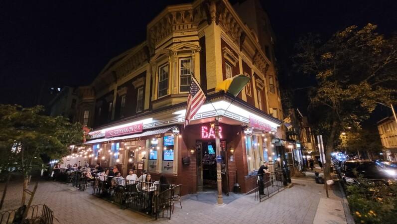 Best Sports Bars in Hoboken - The Ferry Man On 1st