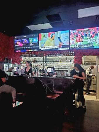 Best Sports Bars in Scottsdale - Well Seasoned