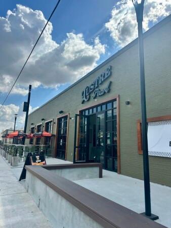 Best Sports Bars in Houston - Lustre Pearl Houston