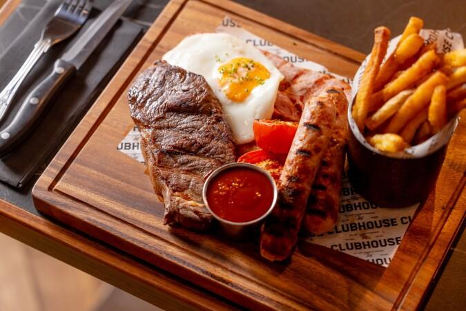 Best Sports Bars in Glasgow - The ClubHouse Glasgow