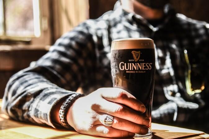 Beste Sportsbars in Burlington - Ri Ra Irish Pub @ Burlington