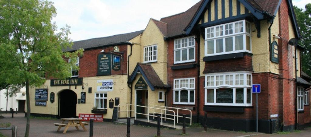 Best Sports Bars in Beeston - Star Inn