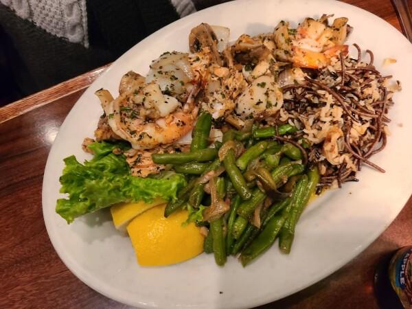 Best Sports Bars in Kenai - Uptown Motel Inn