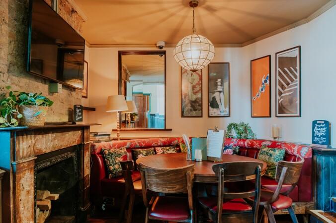 Best Sports Bars in London - Tooting Tavern