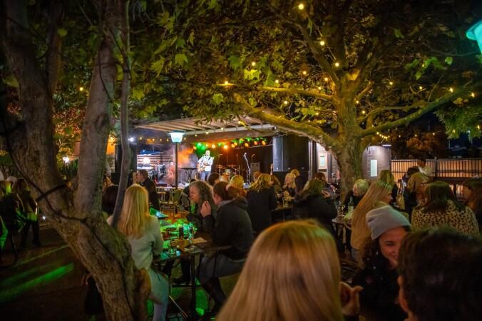 Best Sports Bars in Notting Hill - The Notting Hill Hotel