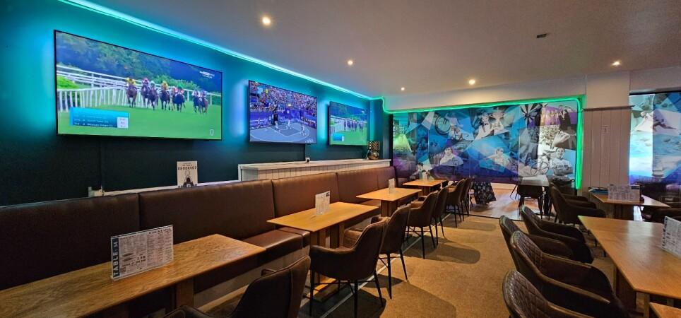 Best Sports Bars in Ayr - Willie Wastle's Sports Bar & Restaurant