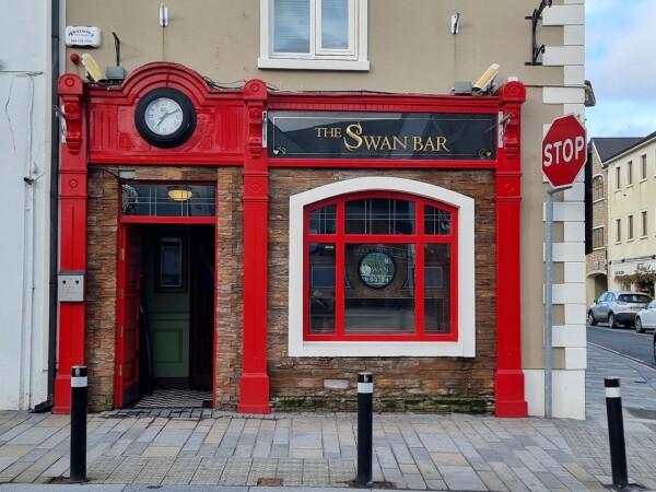 Best Sports Bars in Carrick-On-Shannon - The Swan Bar