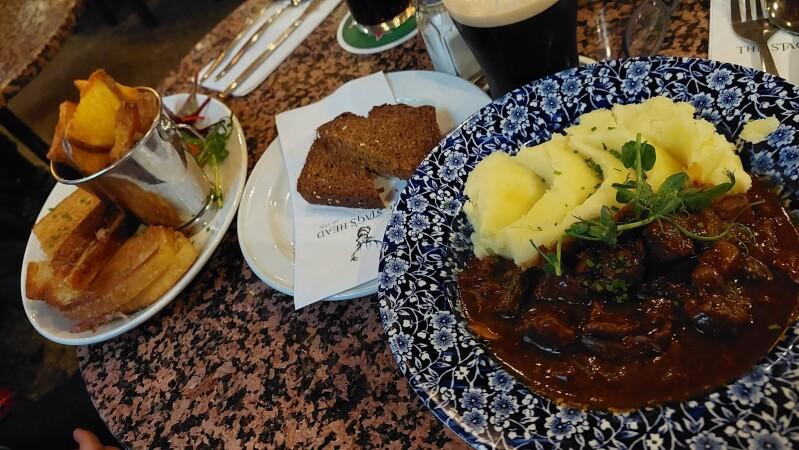 Best Sports Bars in Dublin - THE STAGS HEAD