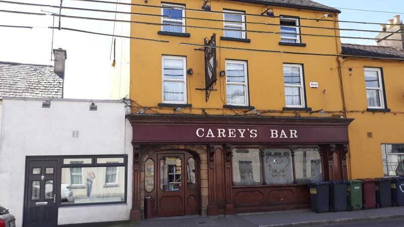 Best Sports Bars in Clonmel - Carey's Pub