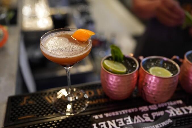 Best Sports Bars in Redwood City - Ghostwood Kitchen