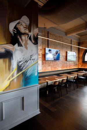 Best Sports Bars in St Kilda - Harvey's Sports Bar & Grill