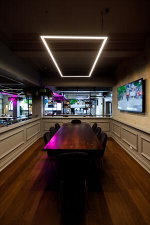 Best Sports Bars in St Kilda - Harvey's Sports Bar & Grill