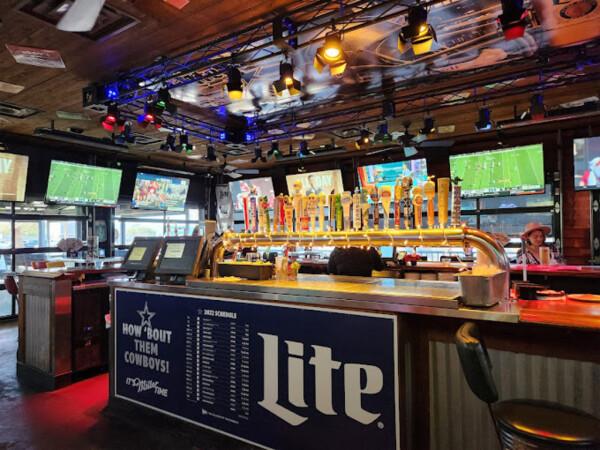 Best Sports Bars in Corpus Christi - Bubba's 33 @ Corpus Christi