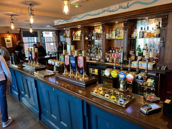 Best Sports Bars in London - Princes Head
