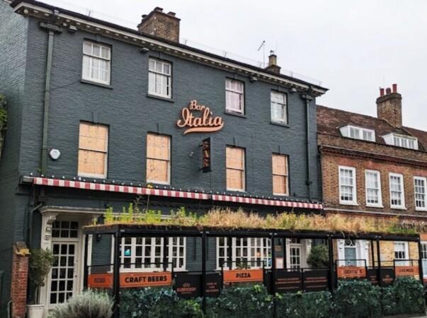 Best Sports Bars in Uxbridge - Bar Italia