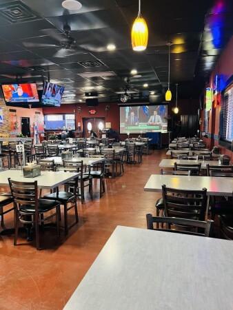 Best Sports Bars in Arlington - Las Serina
