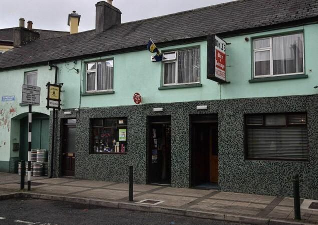 Best Sports Bars in Longford - DOYLES BAR AND GROCERY