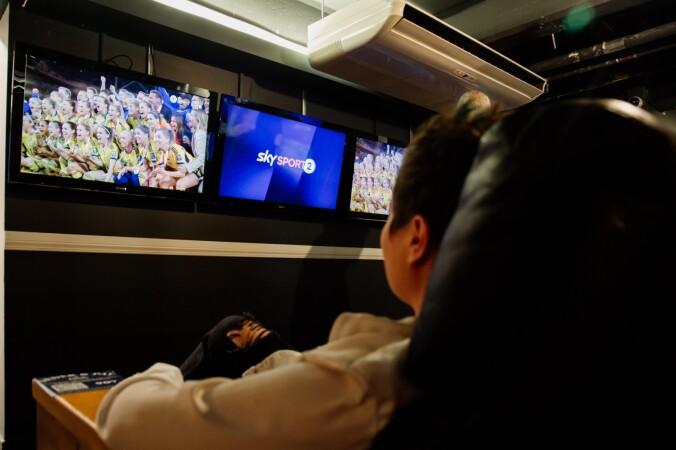 Best Sports Bars in Wellington - Gibbons Hotel