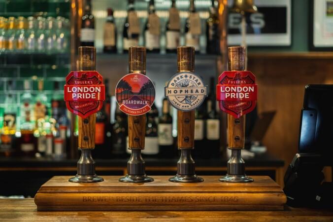 Best Sports Bars in ESHER - The Albert Arms