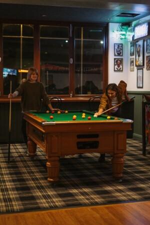 Best Sports Bars in Bayswater - Bayswater Hotel