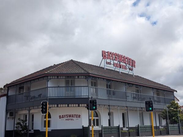 Best Sports Bars in Bayswater - Bayswater Hotel