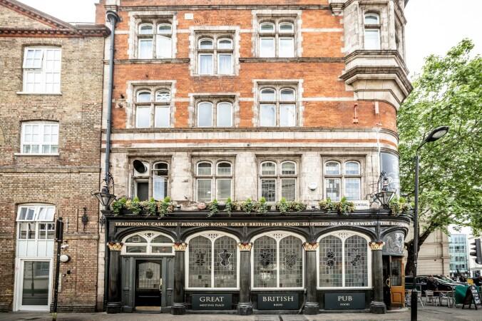Best Sports Bars in London - Bloomsbury Tavern