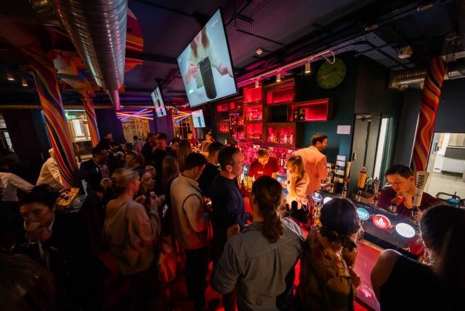 Best Sports Bars in London - Sixes Cricket London Bridge