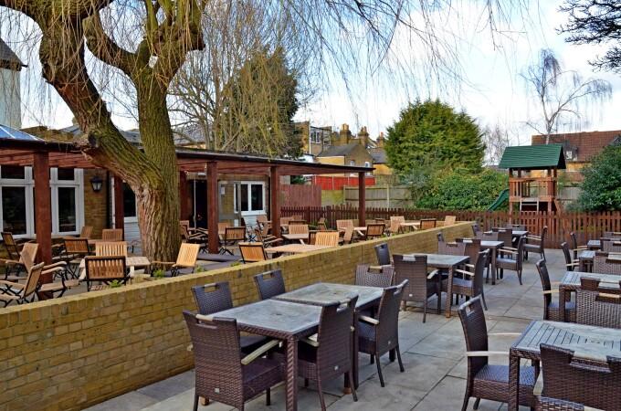 Best Sports Bars in Twickenham - Prince Blucher