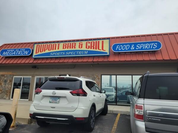 Best Sports Bars in Fort Wayne - Dupont Bar & Grill