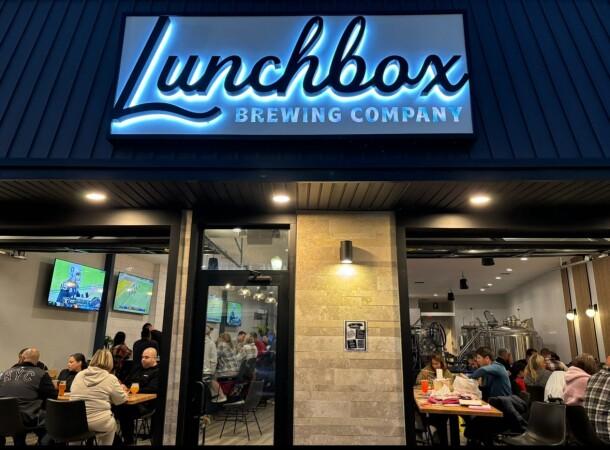 Best Sports Bars in Bellmore - Lunchbox Brewing Company