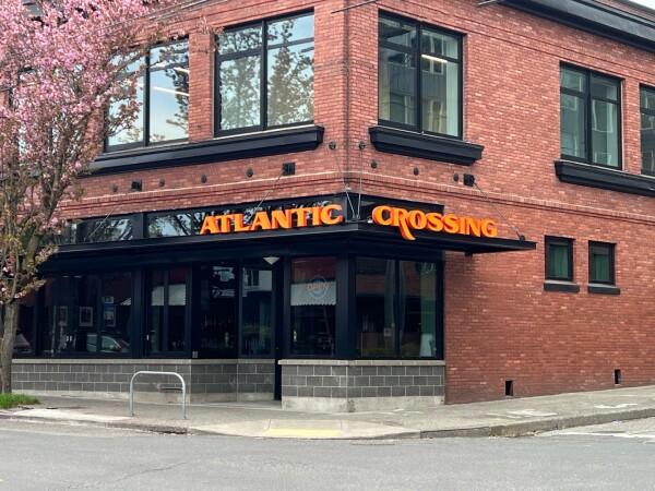 Best Sports Bars in Seattle - The Atlantic Crossing