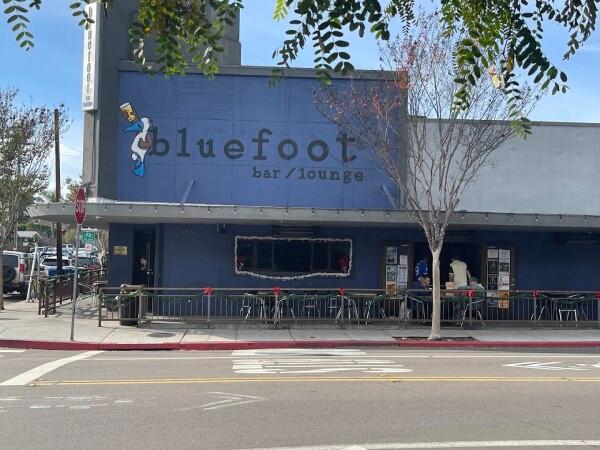 Best Sports Bars in San Diego - Bluefoot Lounge