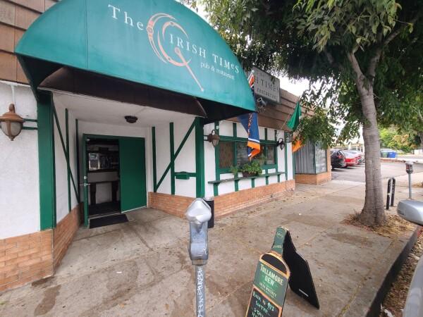 Best Sports Bars in Los Angeles - The Irish times pub and restaurant