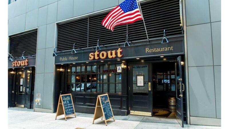 Best Sports Bars in New York - Stout NYC - Grand Central