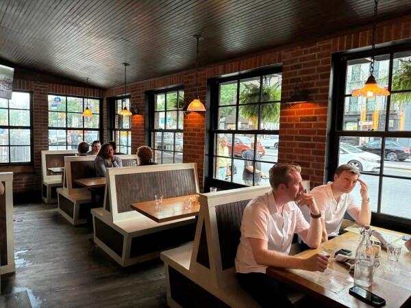 Best Sports Bars in new york - Phebe's Tavern