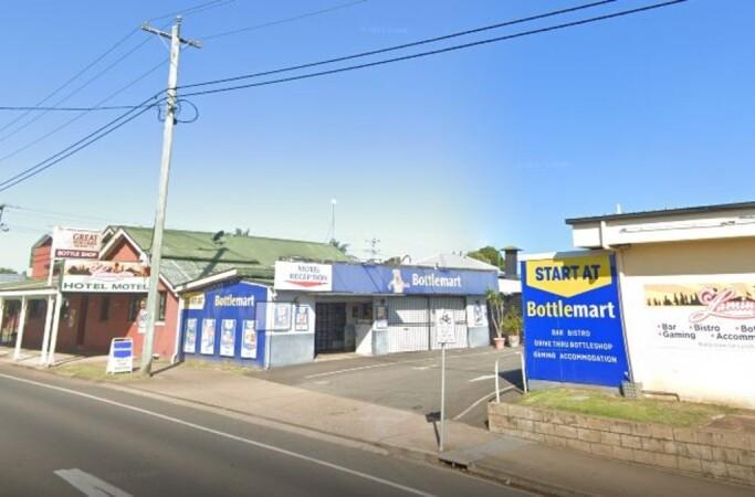 Best Sports Bars in Maryborough - Lamington Hotel