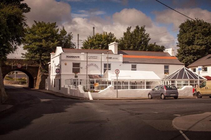 Best Sports Bars in Wicklow - THE HARBOUR BAR